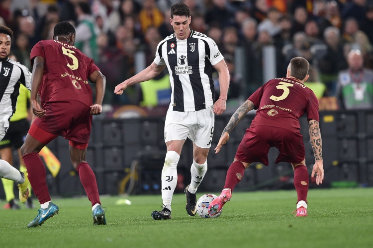 49图库官网-全市场：弗拉霍维奇可能入选对阵比萨大名单 他对续约持开放态度